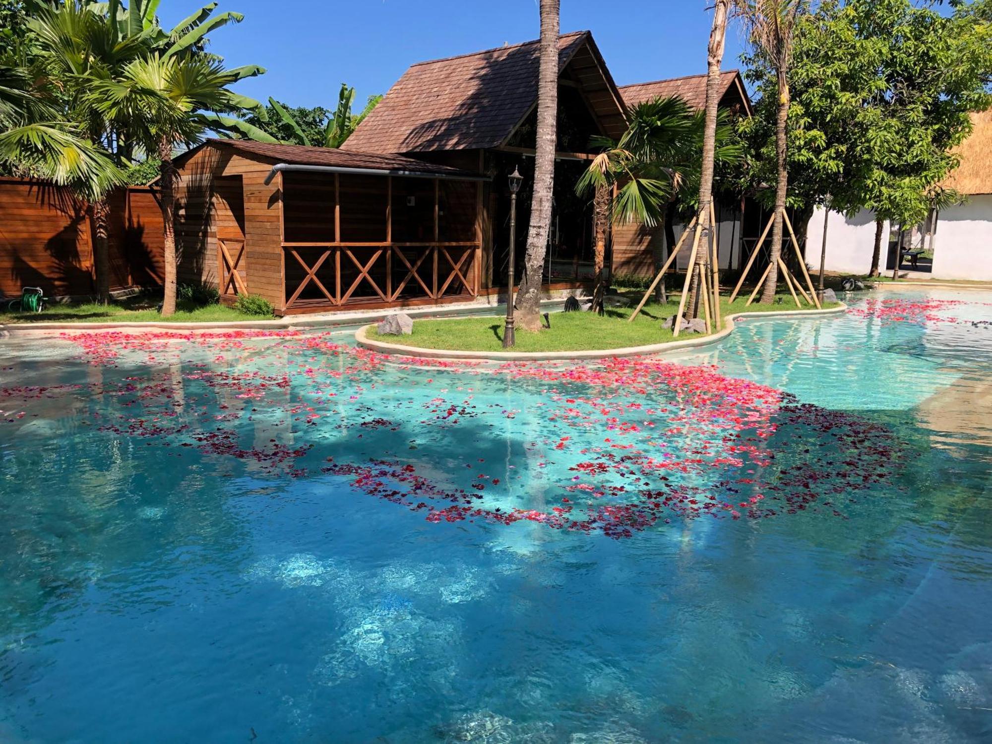 Bali Lagoon Bungalows, Nusa Dua Benoa 外观 照片